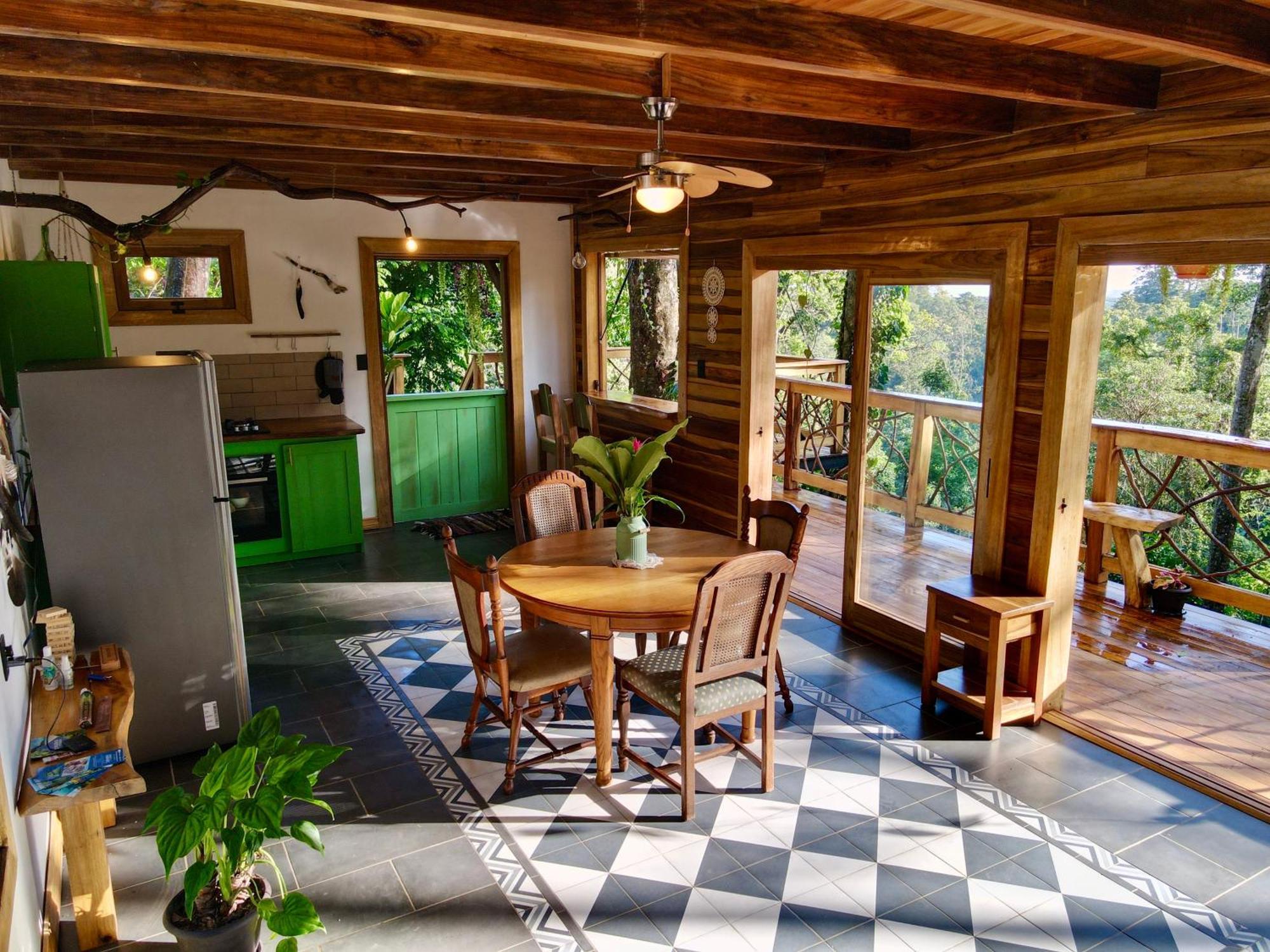 Jungle Spirit Treehouse Cahuita