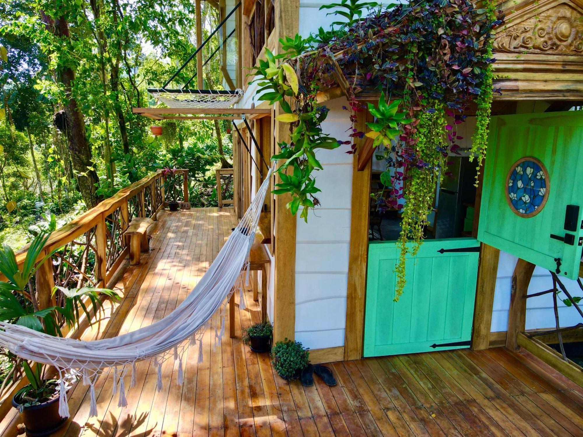 Jungle Spirit Treehouse Holiday home *
