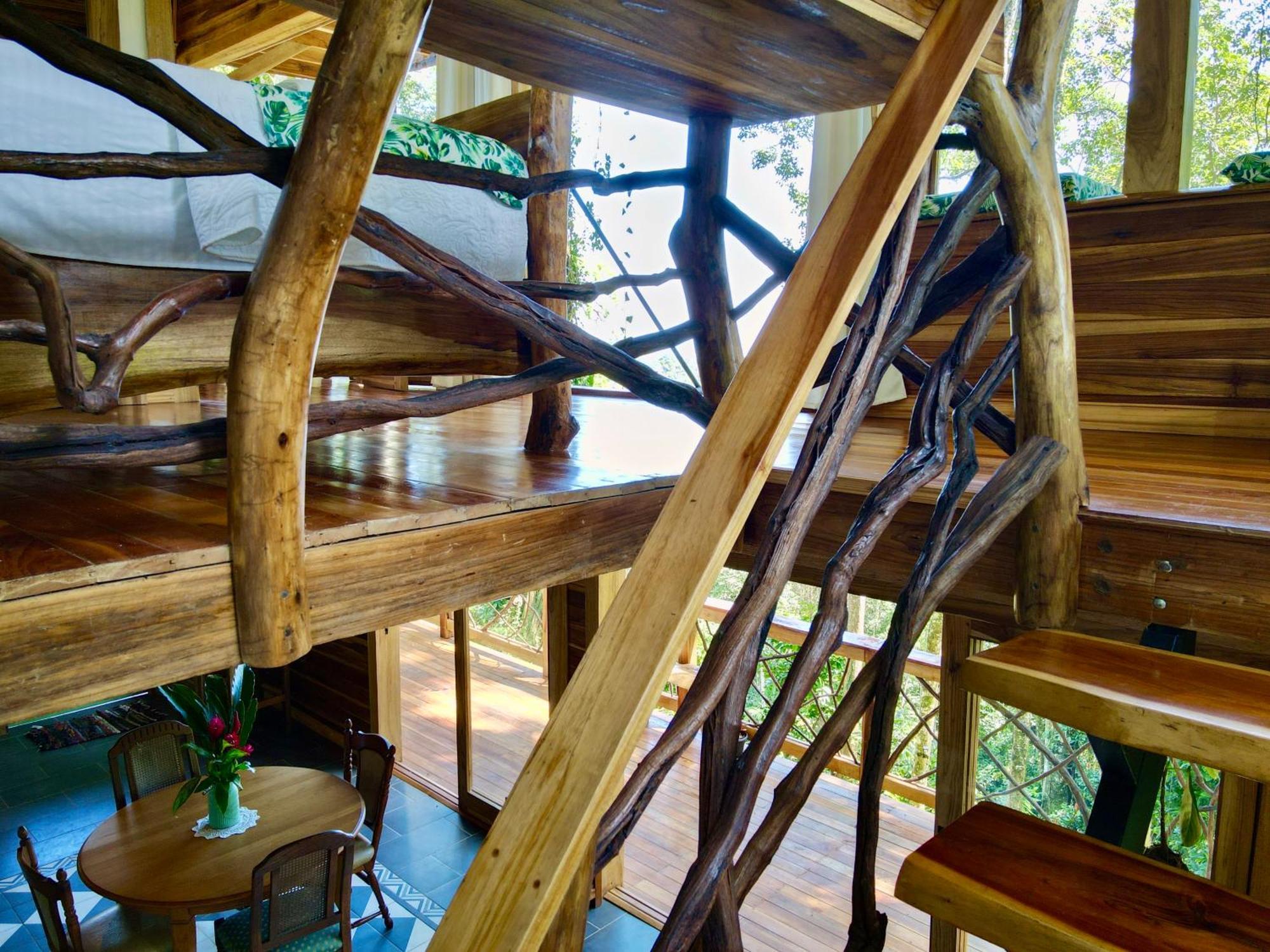 Jungle Spirit Treehouse Holiday home
