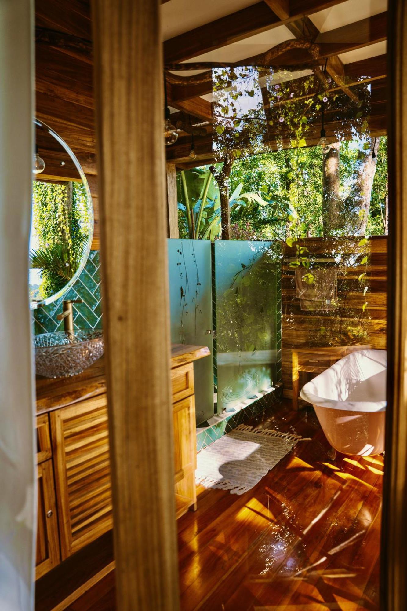 Jungle Spirit Treehouse * Cahuita